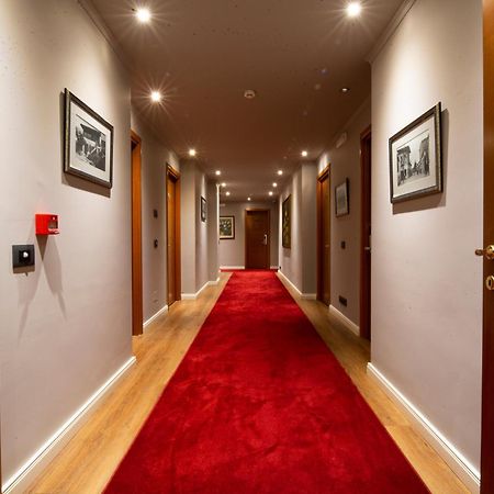 Classic Hotel Tirana Bagian luar foto